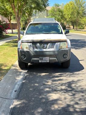 White 2008 Nissan Xterra S