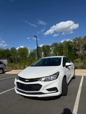 White 2017 Chevrolet Cruze LS