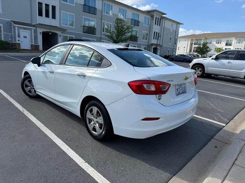 White 2017 Chevrolet Cruze LS