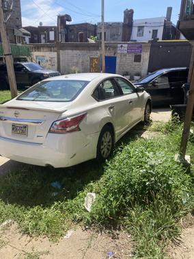 White 2014 Nissan Altima 2.5 S