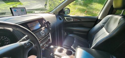 2013 Nissan Pathfinder SL