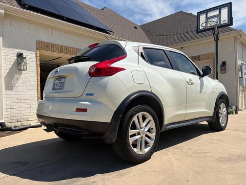 White 2012 Nissan Juke S