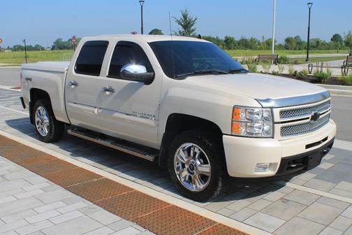 White 2013 Chevrolet Silverado 1500 LTZ