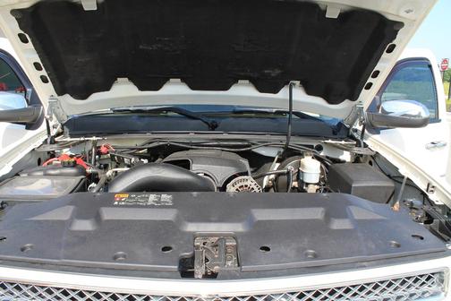 White 2013 Chevrolet Silverado 1500 LTZ