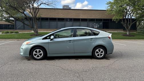 2012 Toyota Prius Five