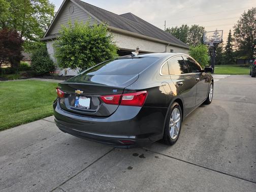 2017 Chevrolet Malibu Hybrid Base