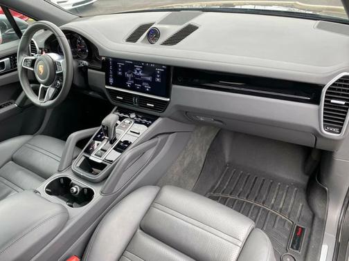 2020 Porsche Cayenne Cayenne
