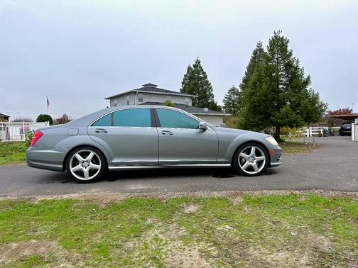 2011 Mercedes-Benz S-Class S 550
