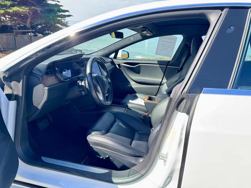 2020 Tesla Model S Long Range Plus