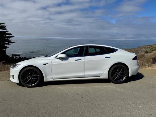 2020 Tesla Model S Long Range Plus