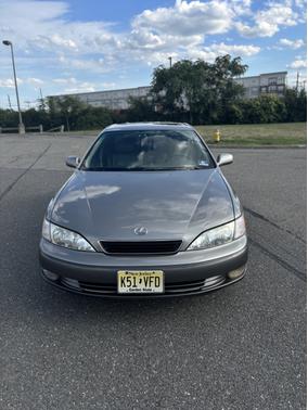 1998 Lexus ES 300 Base
