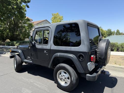 2004 Jeep Wrangler SE