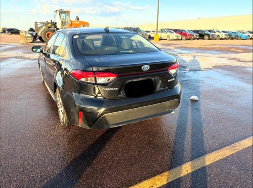 2022 Toyota Corolla Hybrid LE