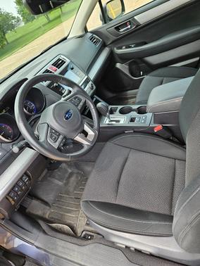 Gray 2017 Subaru Outback 2.5i Premium