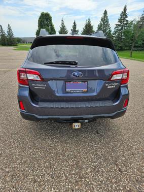 Gray 2017 Subaru Outback 2.5i Premium