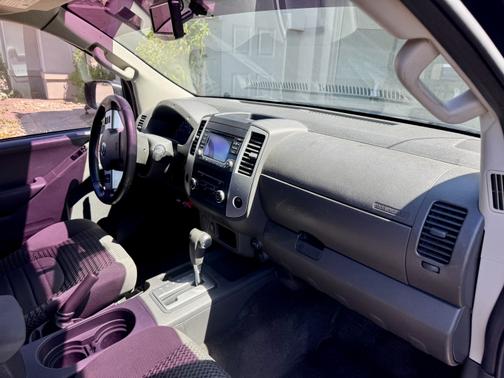 2017 Nissan Frontier SV