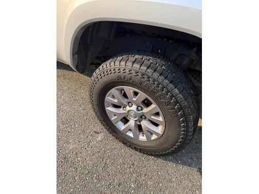 2016 Toyota Tacoma SR