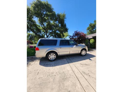 2008 Lincoln Navigator L