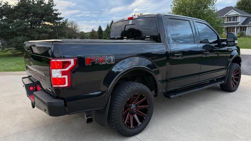Black 2019 Ford F-150 XLT