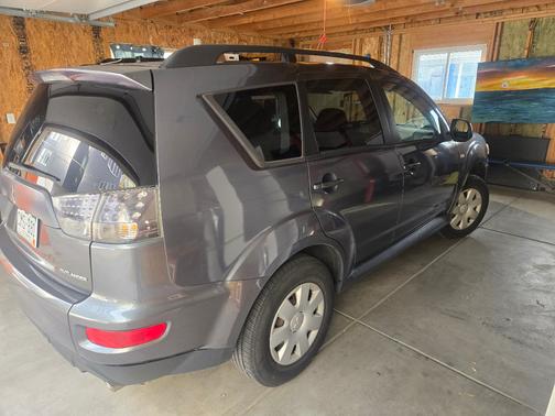 2011 Mitsubishi Outlander ES