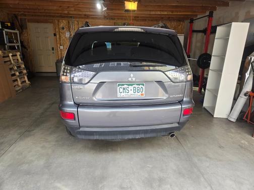 2011 Mitsubishi Outlander ES