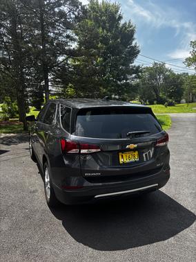 Gray 2022 Chevrolet Equinox LT