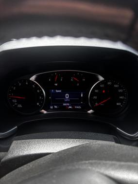 Gray 2022 Chevrolet Equinox LT