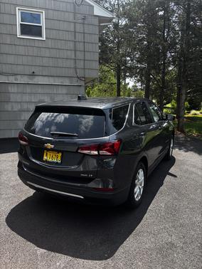 Gray 2022 Chevrolet Equinox LT
