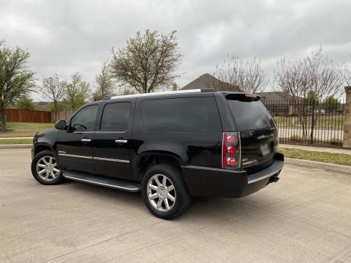 2011 GMC Yukon XL Denali