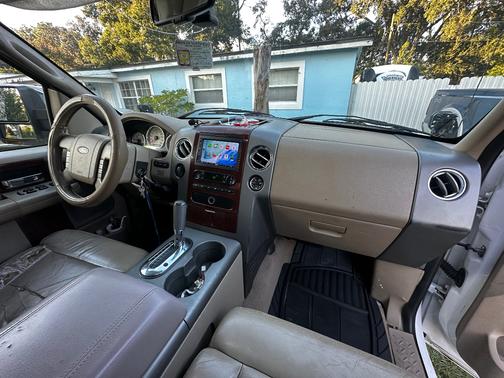 2006 Ford F-150 Lariat SuperCrew