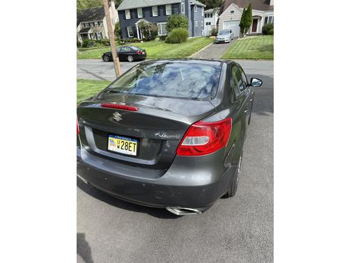 2010 Suzuki Kizashi SLS