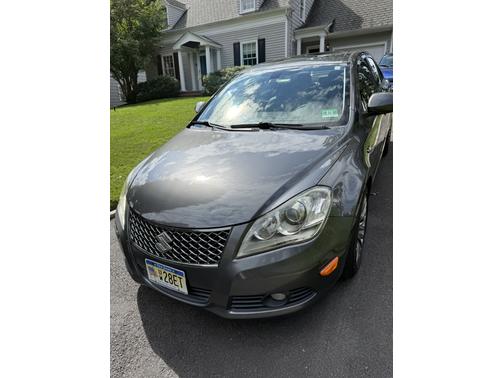 2010 Suzuki Kizashi SLS