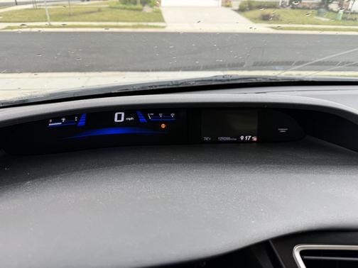 Gray 2015 Honda Civic Hybrid Base