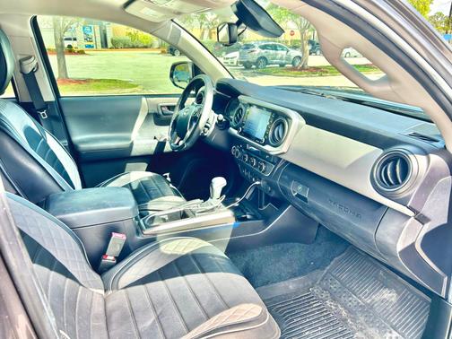 2023 Toyota Tacoma SR5
