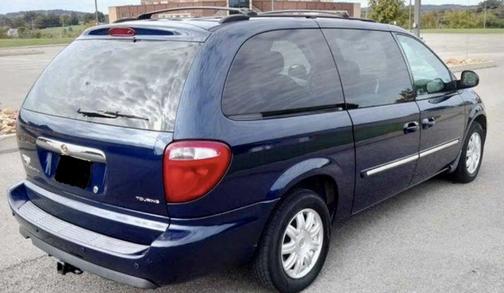 2006 Chrysler Town & Country Touring