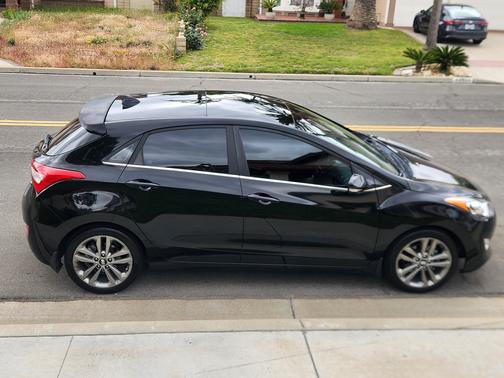 2016 Hyundai Elantra GT Base