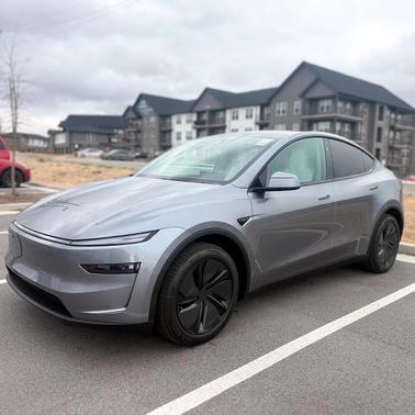 2026 Tesla Model Y Long Range AWD