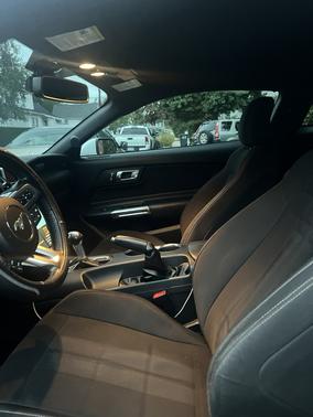 2018 Ford Mustang EcoBoost