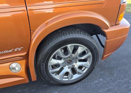 2025 GMC Savana 2500 Work Van