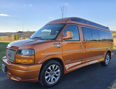 2025 GMC Savana 2500 Work Van