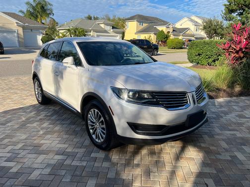 2016 Lincoln MKX Select