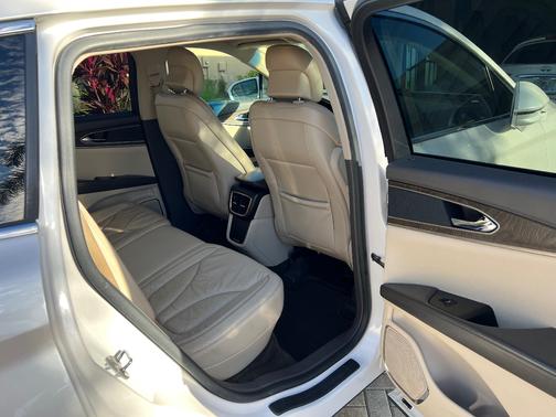 2016 Lincoln MKX Select