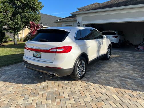 2016 Lincoln MKX Select