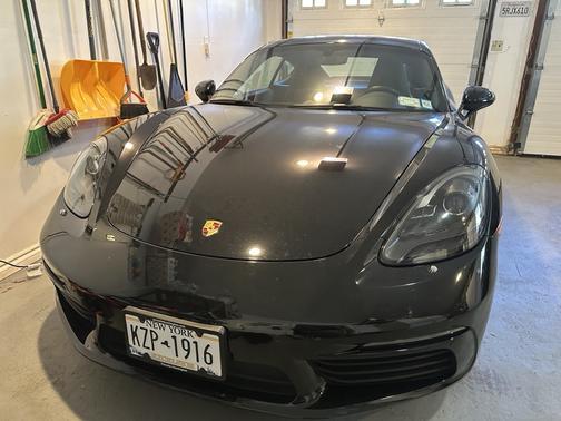 2019 Porsche 718 Cayman Base