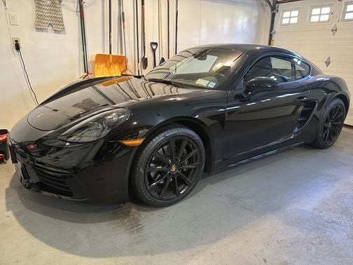 2019 Porsche 718 Cayman Base