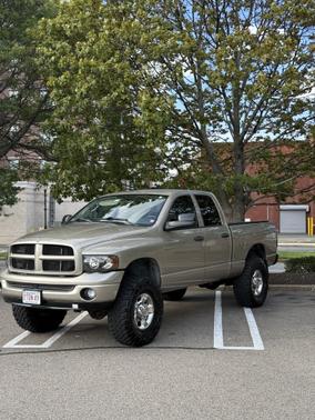 2005 Dodge Ram 2500 Laramie Quad Cab