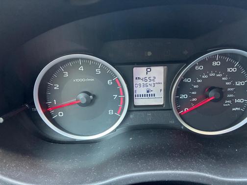 Black 2015 Subaru Forester 2.5i