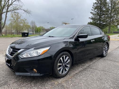 2017 Nissan Altima 2.5 SV