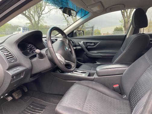 2017 Nissan Altima 2.5 SV