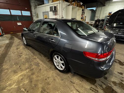 2004 Honda Accord EX-L